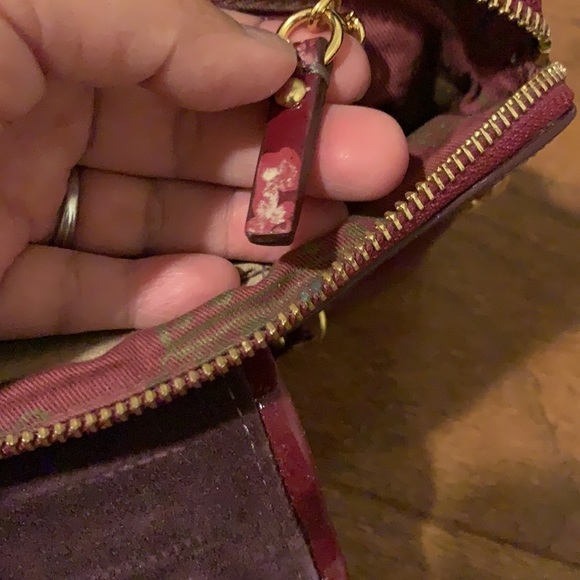 Juicy Couture burgundy patent leather clutch - Picture 11 of 11